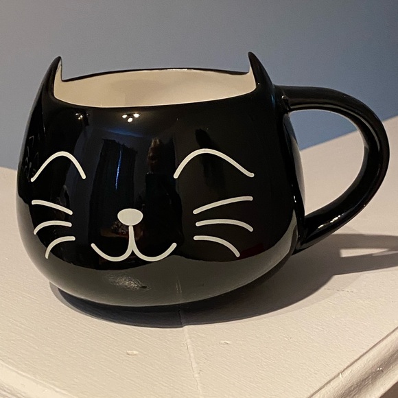 Evovee Other - Evovee Cat Mug  Adorable 3D Cat Inside oh this mug New in Box
